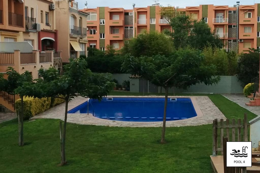 Mirablau Apartment Empuriabrava Luaran gambar